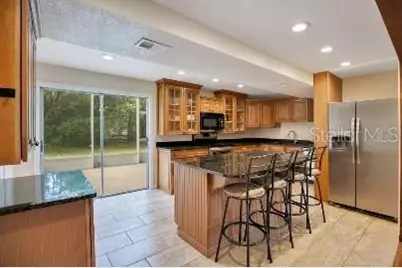 110 W Washington Avenue, Deland, FL 32720 - Photo 10