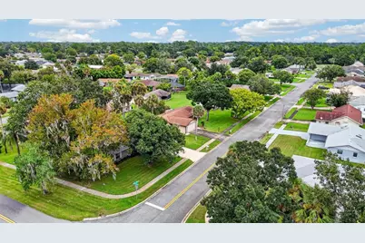 319 Quaker Ridge Drive, Daytona Beach, FL 32119 - Photo 38