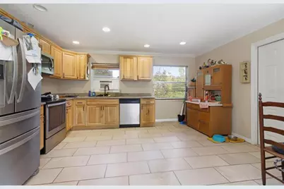 914 Cass Street, Deland, FL 32720 - Photo 6