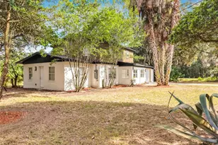 2135 NW 27th Ave, Ocala, FL 34475 - Photo 4