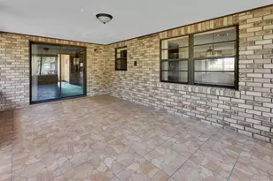 135 E Iris Dr, Orange City, FL 32763 - Photo 24