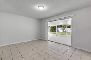 1270 E Fowler Dr, Deltona, FL 32725 - Photo 8