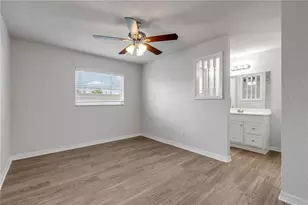 1270 E Fowler Dr, Deltona, FL 32725 - Photo 22