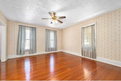 228 W Howry Avenue, Deland, FL 32720 - Photo 4