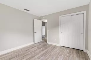 1402 Camero Dr, The Villages, FL 32159 - Photo 26