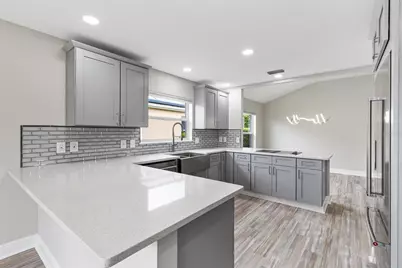 1402 Camero Drive, The Villages, FL 32159 - Photo 10