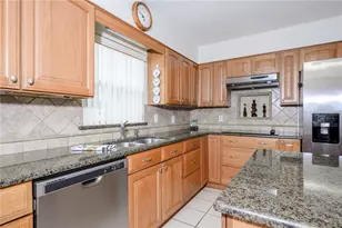 19839 Eldorado Dr, Eustis, FL 32736 - Photo 16