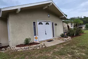19839 Eldorado Dr, Eustis, FL 32736 - Photo 6