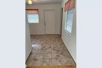 685 Gleason Street, Orange City, FL 32763 - Photo 6