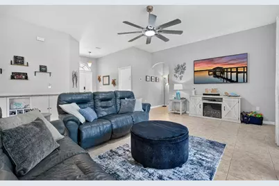 222 Bird Of Paradise Drive, Palm Coast, FL 32137 - Photo 14