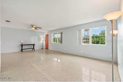 1002 Thunderbird Drive, Daytona Beach, FL 32117 - Photo 2