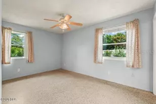 1002 Thunderbird Dr, Daytona Beach, FL 32117 - Photo 12