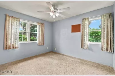 1002 Thunderbird Drive, Daytona Beach, FL 32117 - Photo 10