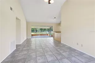943 Marquette Ct, Deltona, FL 32725 - Photo 4