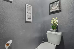 323 Charles Dr, Deland, FL 32724 - Photo 12
