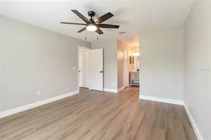 1911 N Portillo Dr, Deltona, FL 32738 - Photo 16