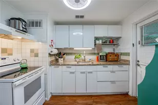 300 Alice St, Edgewater, FL 32132 - Photo 12