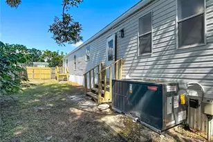 3443 Populatic St, Mims, FL 32754 - Photo 16