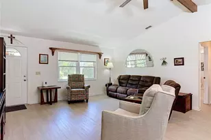 469 S Frederick Ave, Orange City, FL 32763 - Photo 4