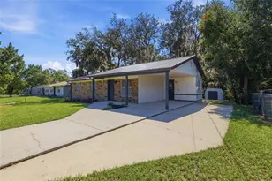 330 Brooklyn Ave, Orange City, FL 32763 - Photo 4