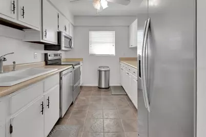 205 Elmwood Avenue #220, Deland, FL 32724 - Photo 6