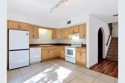 2066 Oak Meadow Circle, South Daytona, FL 32119 - Photo 14
