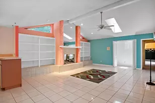 6049 Patricia Pl, Weeki Wachee, FL 34607 - Photo 16