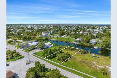 3329 Shoal Line Boulevard, Hernando Beach, FL 34607 - Photo 2