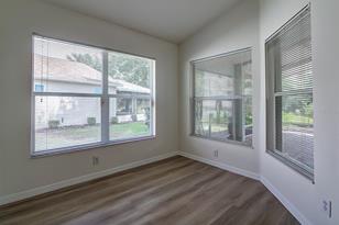 292 Rochester St - Photo 18