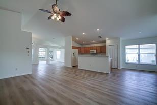 292 Rochester St - Photo 10