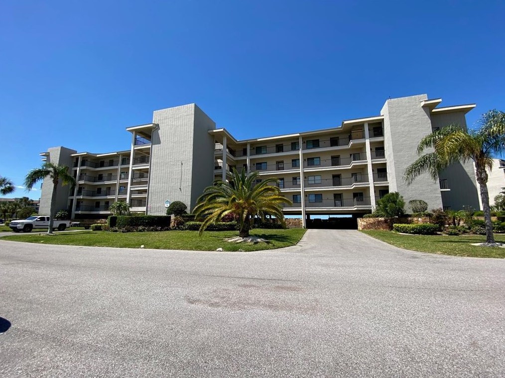 8251 Brent St #927, Port Richey, FL 34668