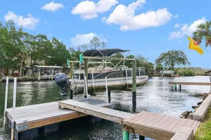8064 Marys Fish Camp Rd, Weeki Wachee, FL 34607 - Photo 16