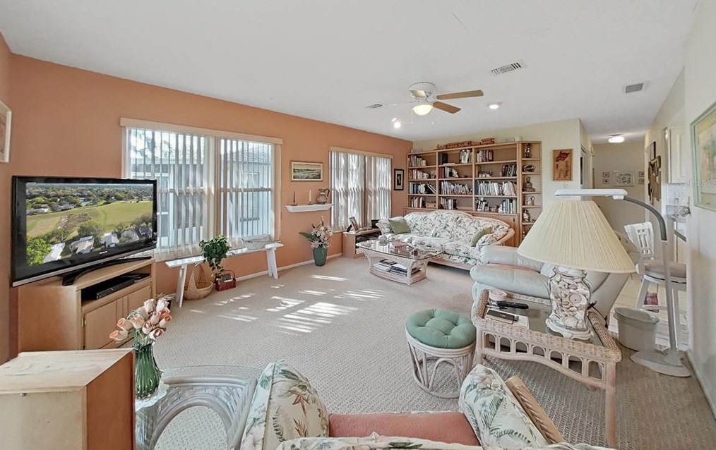 8421 Elgin Dr, Port Richey FL  34668-2755 exterior