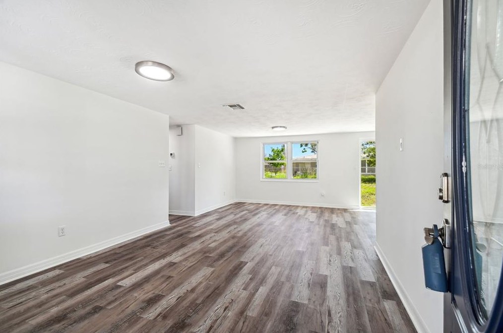 3532 Bigelow Dr, Tarpon Springs FL  34691-3226 exterior
