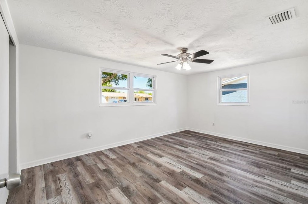 3532 Bigelow Dr, Tarpon Springs FL  34691-3226 exterior