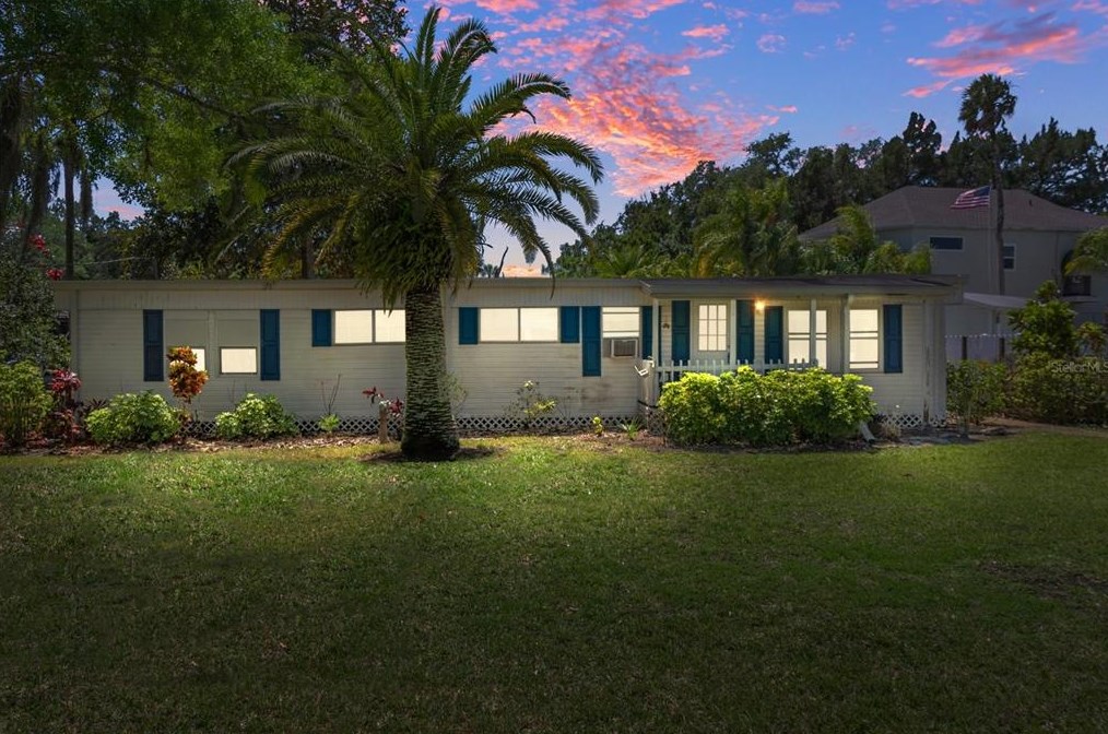 5222 Tuscawilla Dr, Brooksville, FL 34607-1441