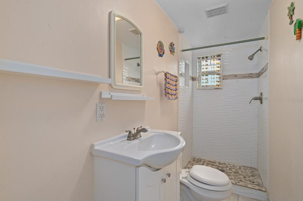 7140 Gulf Highlands Dr, Port Richey FL  34668-1409 exterior