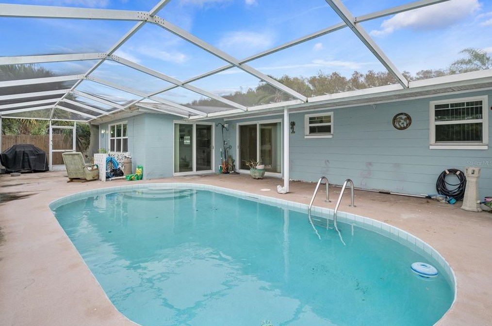 7140 Gulf Highlands Dr, Port Richey FL  34668-1409 exterior