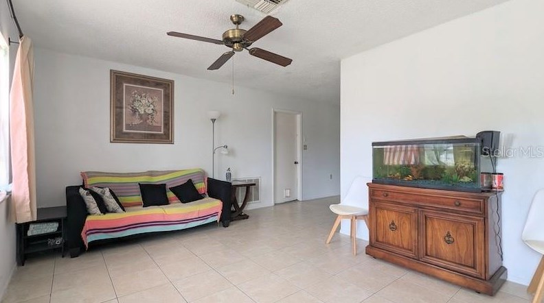 8513 Paxton Dr, Port Richey, FL 34668