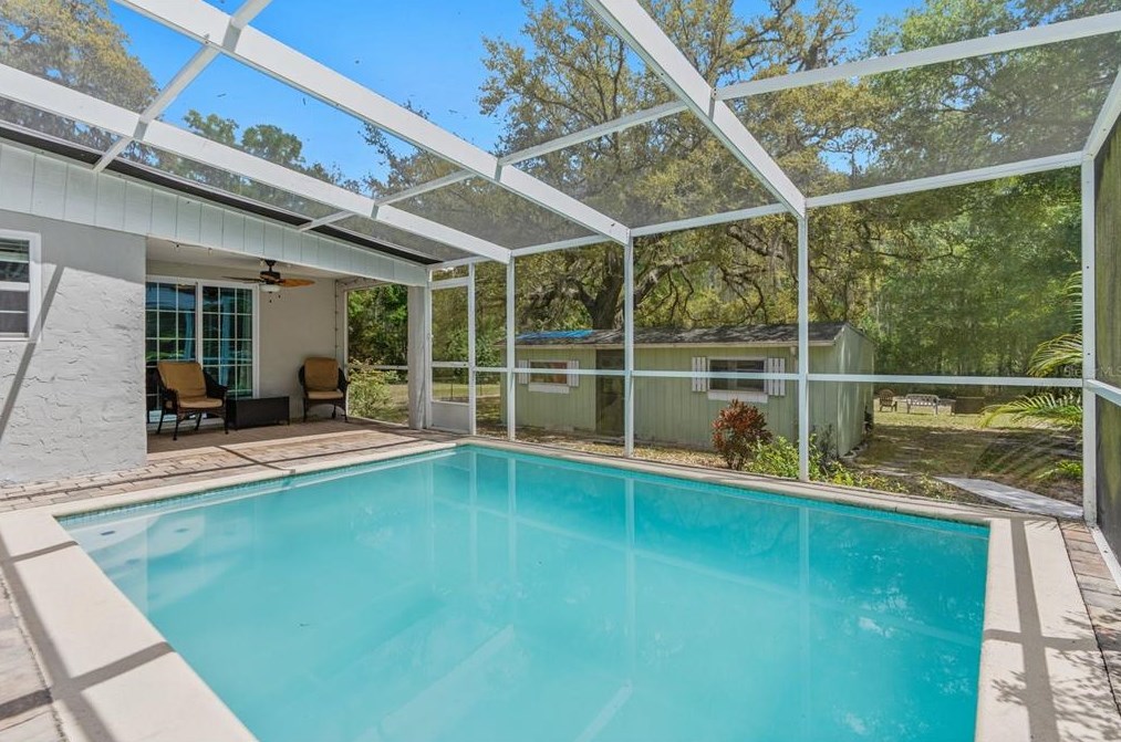 10132 Hilltop Dr, New Port Richey, FL 34654-3455