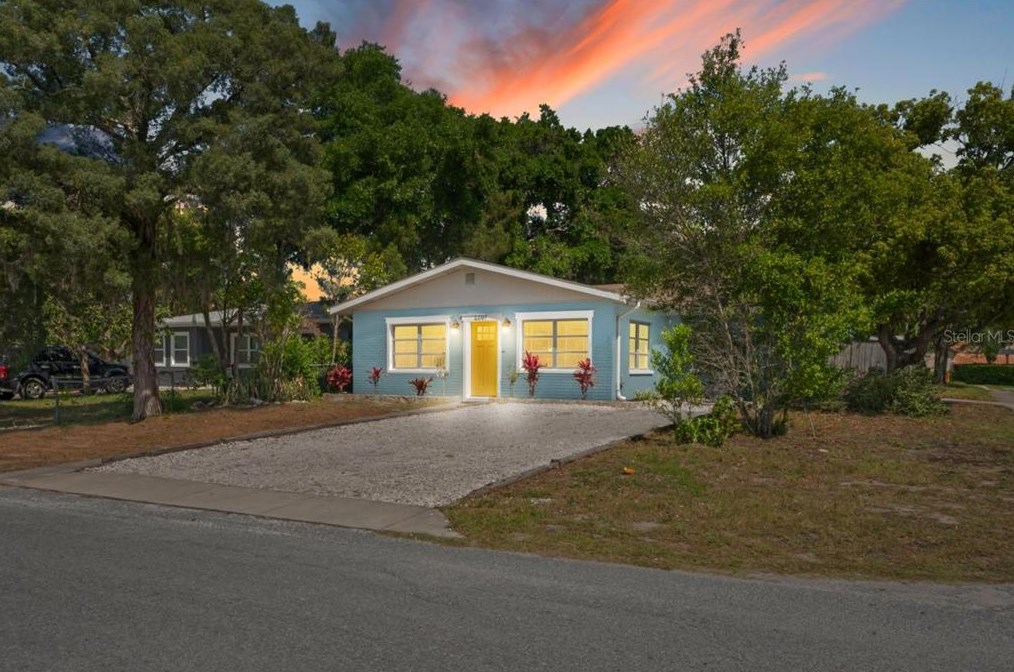 6107 Vermont Ave, New Port Richey, FL 34653-2547