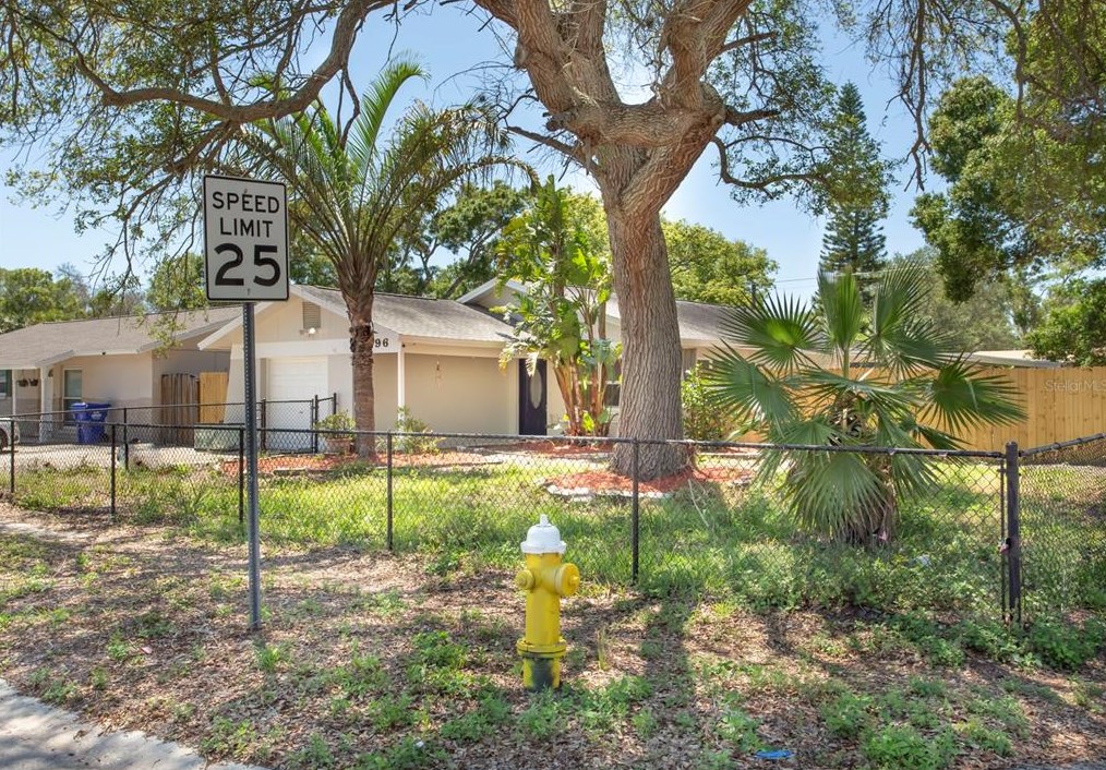 9396 89th Way, Largo, FL 33777