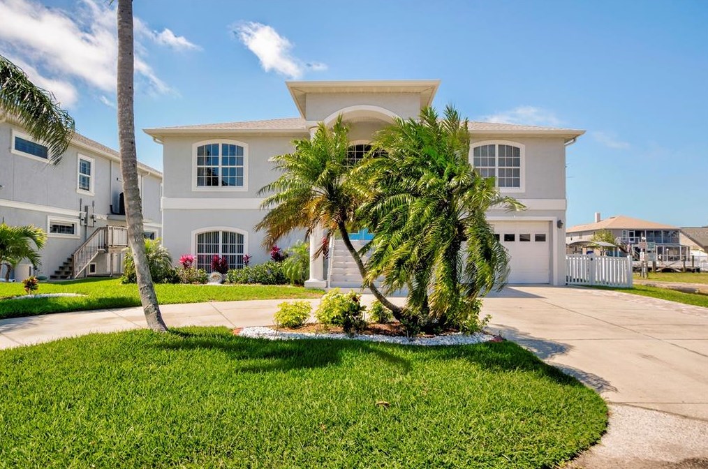 7246 Mako Dr, Port Richey, FL 34667