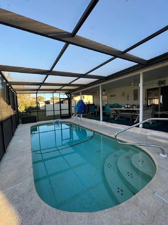 8515 Jolly Roger Dr, Port Richey FL  34667-4123 exterior