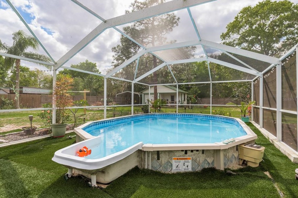 13411 Canton Ave, Port Richey FL  34669-1842 exterior