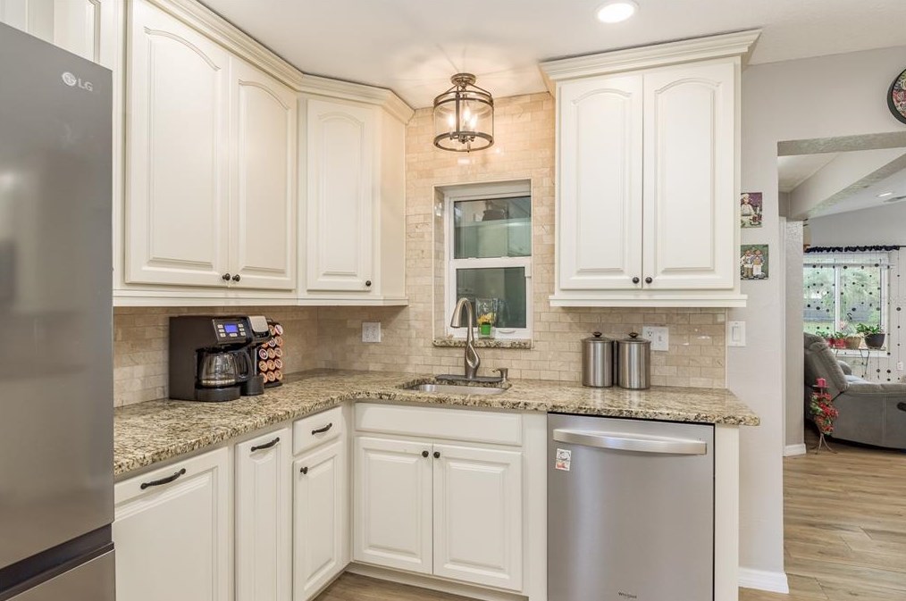 13411 Canton Ave, Port Richey FL  34669-1842 exterior