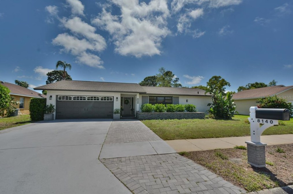 8140 Sylvan Dr, Port Richey, FL 34667-1443