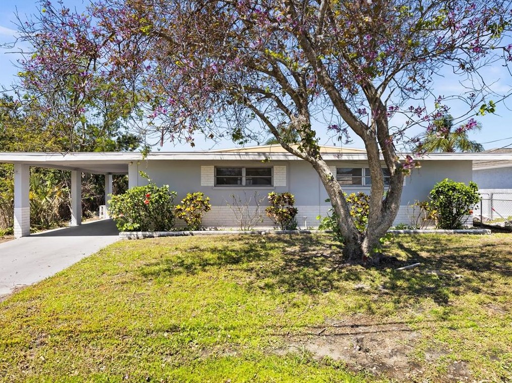 13925 King Ave, Port Richey, FL 34667
