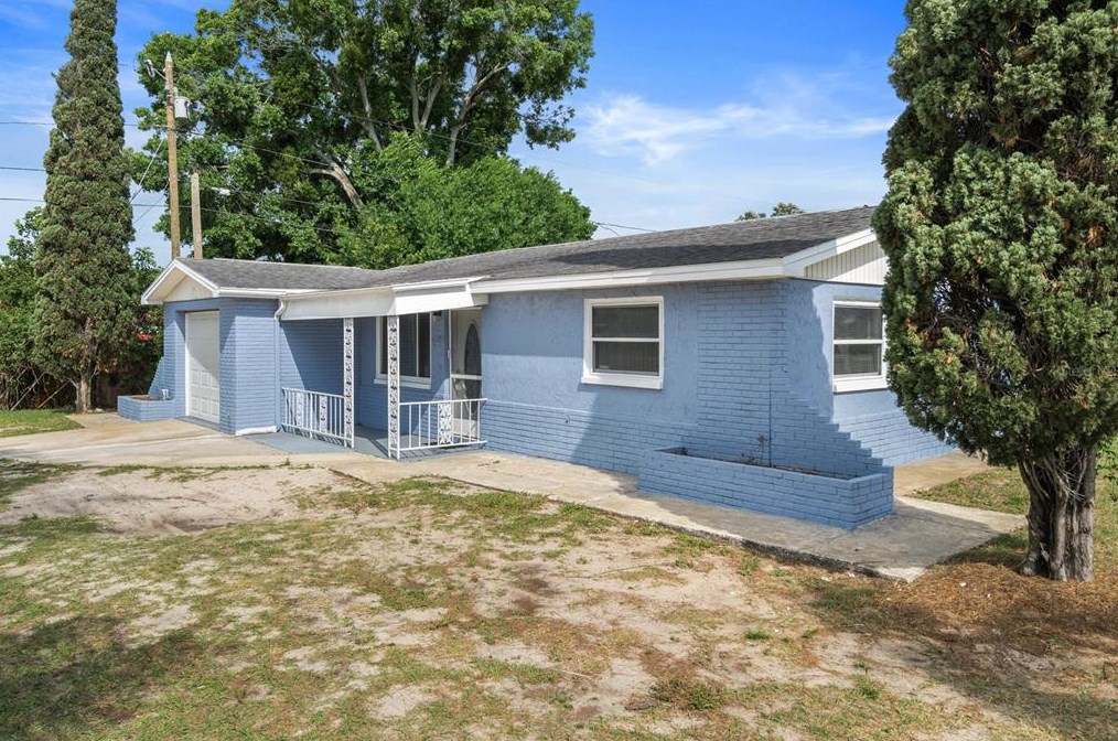 4705 Flora Ave, Tarpon Springs, FL 34690-5756