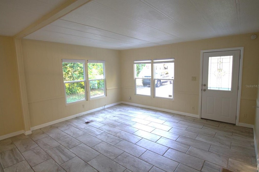 8062 Sealawn Dr, Brooksville FL  34606-2827 exterior